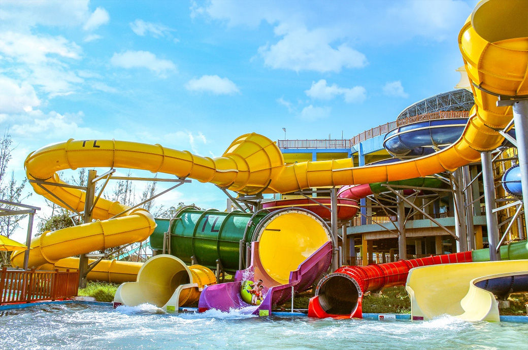 1/2 桂林玉圭園環(huán)球名勝水上樂(lè)園