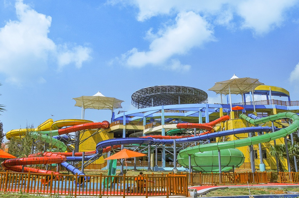 21/2 桂林玉圭園環(huán)球名勝水上樂(lè)園