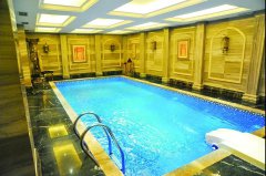 選好恒溫泳池設備，為游泳館加分！