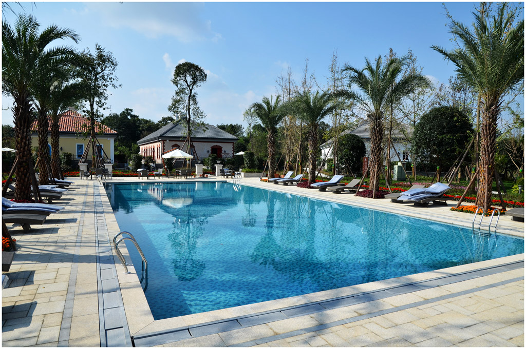 <b>游泳池水處理小知識(shí)：怎么控制游泳池的微生物不超標(biāo)？</b>