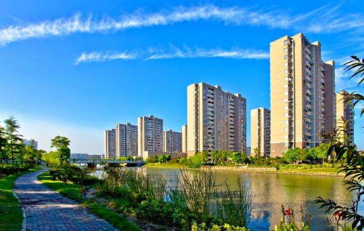 <b>哪款一體化污水處理設(shè)備更好？</b>