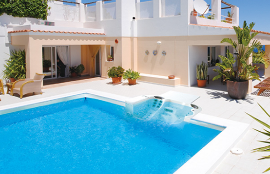 別墅安裝無(wú)邊際泳池會(huì)不會(huì)占用太大的空間？