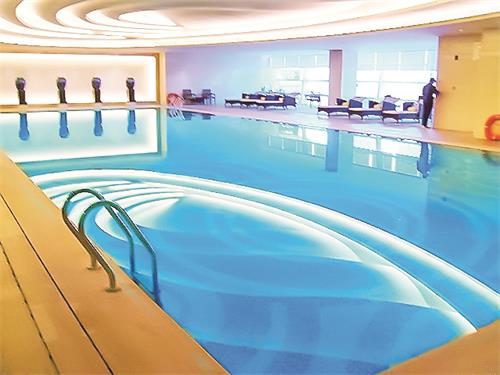 游泳池尿素超標對人的健康有哪些危害？