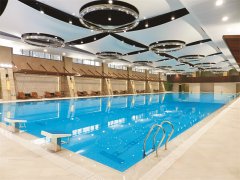 別墅室內(nèi)恒溫游泳池如何解決濕度問題？