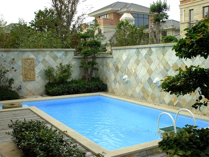 哪家的小型游泳池設(shè)備比較好？