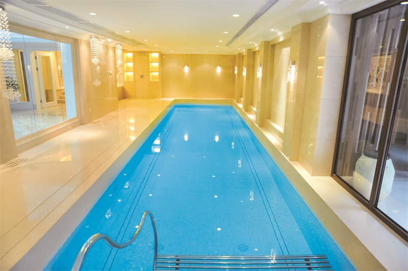 一站式游泳池改造方案來襲，讓您的游泳池煥然一新！