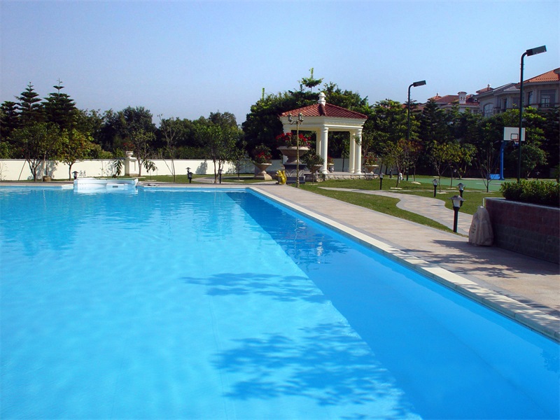 別墅游泳池設(shè)備選購指南，打造健康安心水域！