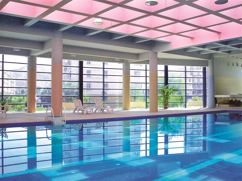 守護游泳池安全，戴思樂為您提供專業(yè)泳池水質(zhì)消毒指南！