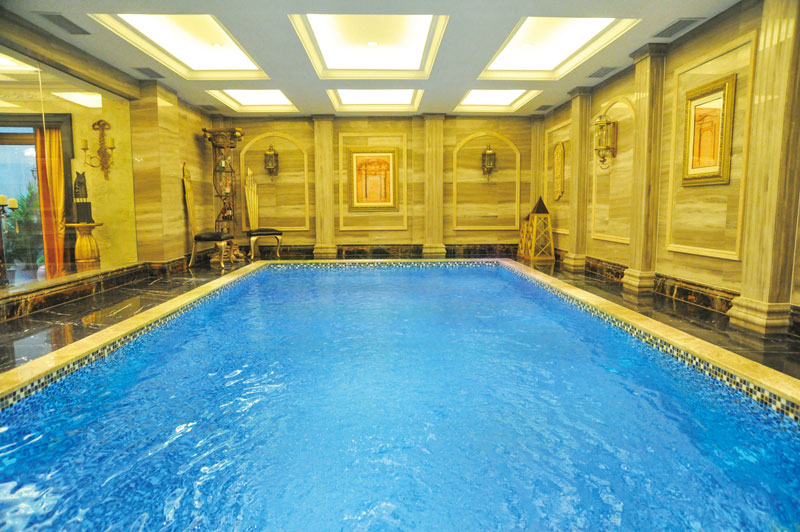 高端游泳池公司,專業(yè)游泳池公司,游泳池專業(yè)公司