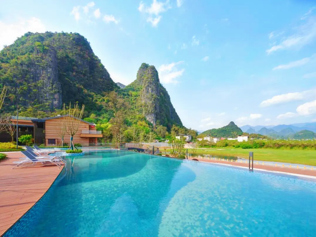 智能無線游泳池吸污機,游泳池吸污機,無線游泳池吸污機